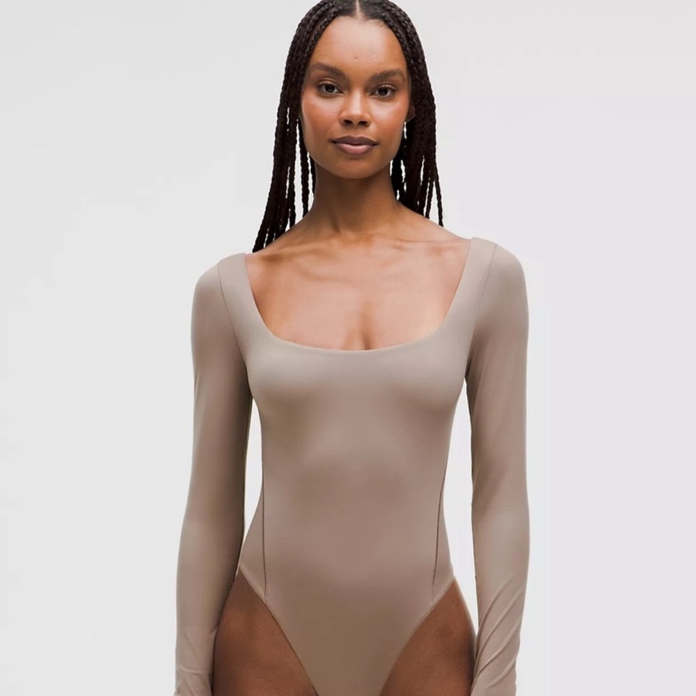 NWT lululemon square neck long sleeve  bodysuit